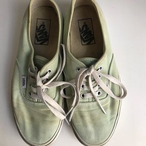 Vans authentic